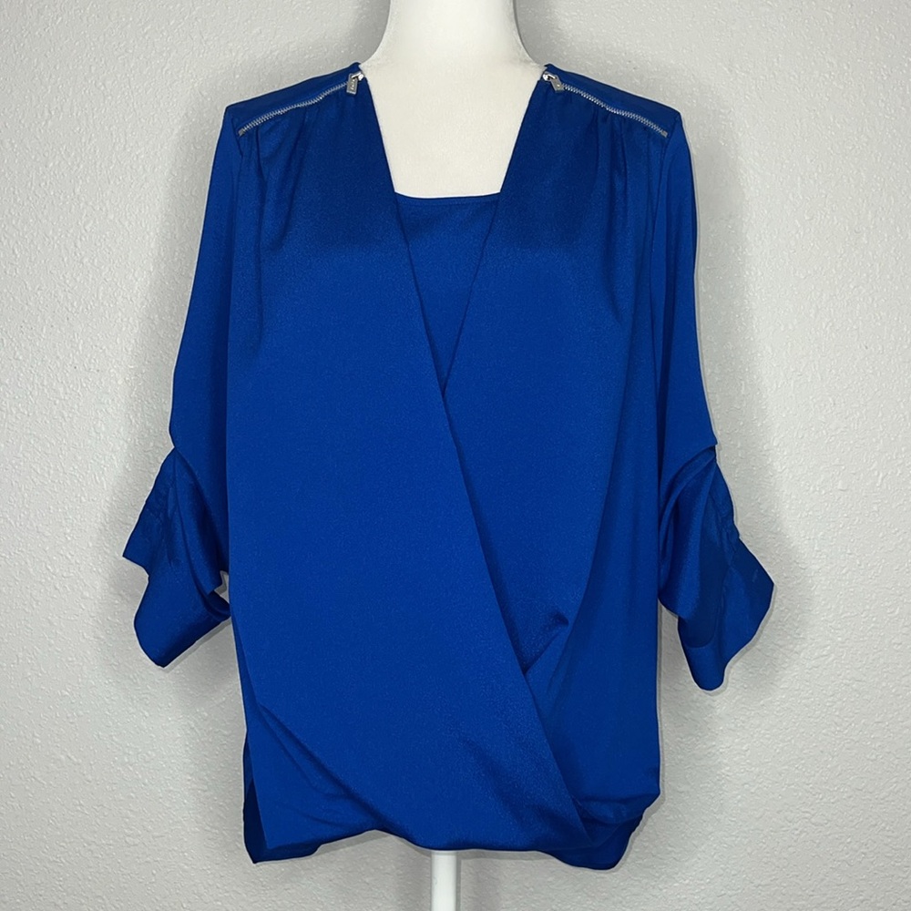 CALVIN KLEIN Cobalt / Royal Blue Faux Wrap
Silver Zipper Accents Chiffon Blouse